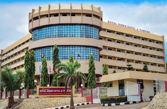 Royalbirds Hotel & Towers
