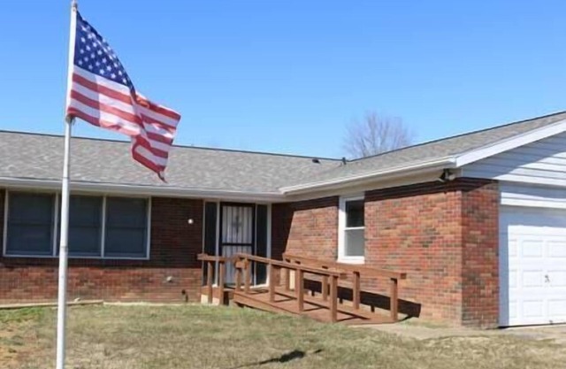 Rt. 682 Athens, 3 bedrooms, 2 baths, FREE Internet, Wi-Fi and FREE Parking