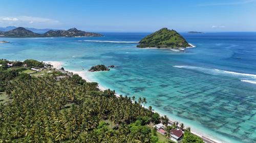 Rumah Mana Beach House