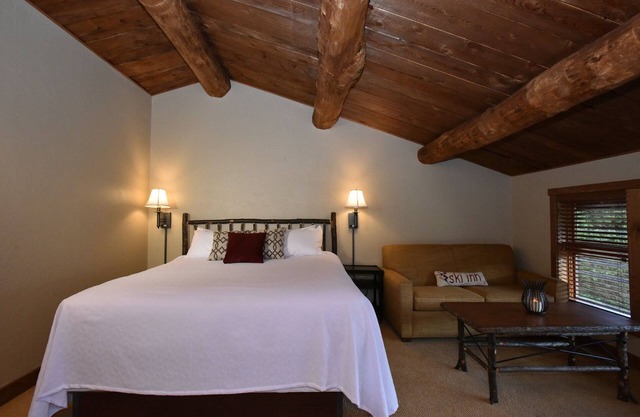 Rustic 6BR Chalet | Near Ski Lifts + Private Decks