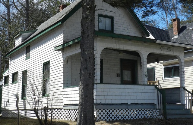 Rustic Cottage a Block from the Water at 19 Broadway, Bayside, Northport