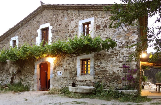 Rustic "Mas" Farmhouse in Baix Emporda/CostaBrava