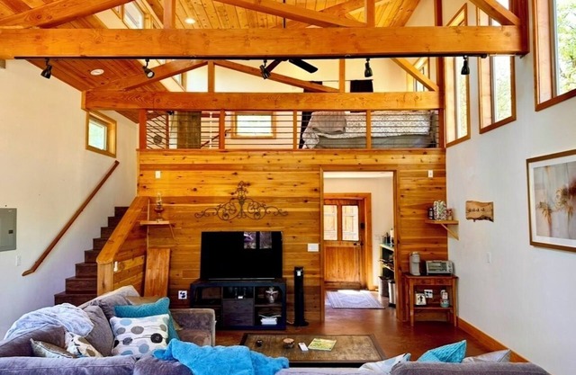 Rustic Studio Getaway in the California Gold Country - Pet Friendly