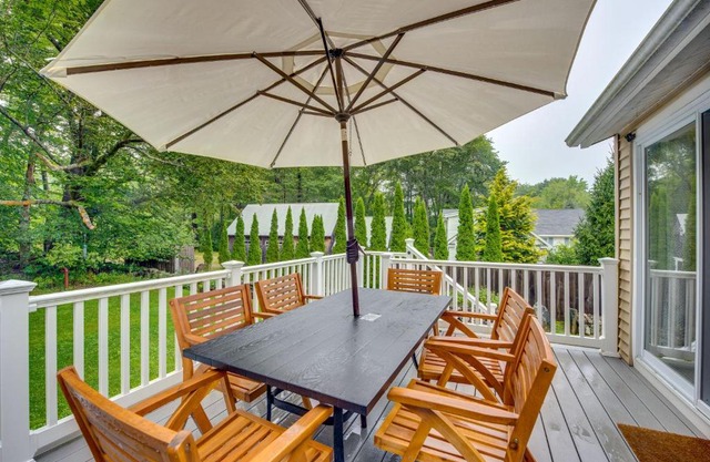 Rye Coastal Retreat with Deck and Outdoor Dining