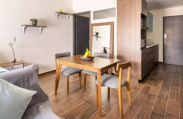 S1602- 1BR/1 BTH Deluxe