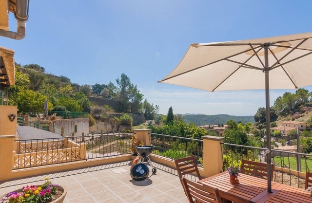 Sa Font - Beautiful house with pool and garden in Puigpunyent