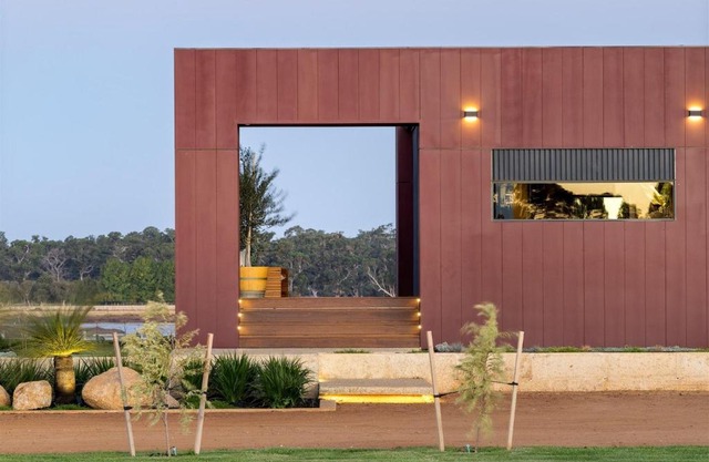 Samphire Chalet Tuart - Luxury Amidst Nature