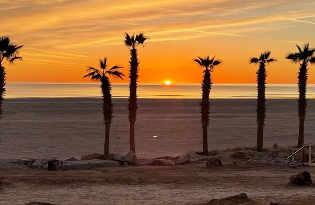 San Felipe Beachfront Condo with Panoramic Views of the Sea of Cortez