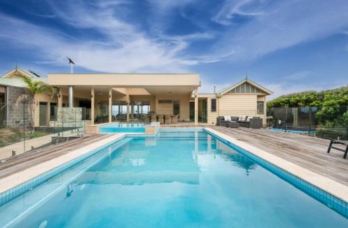 Sand Sea & Sunsets St Andrews Beach