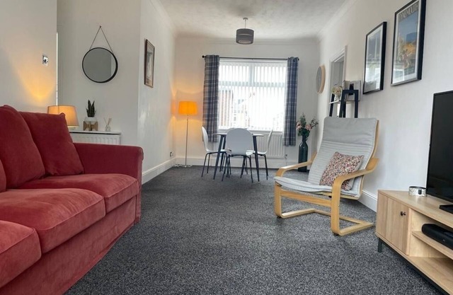 Sandpiper - 5 minutes from the beach!