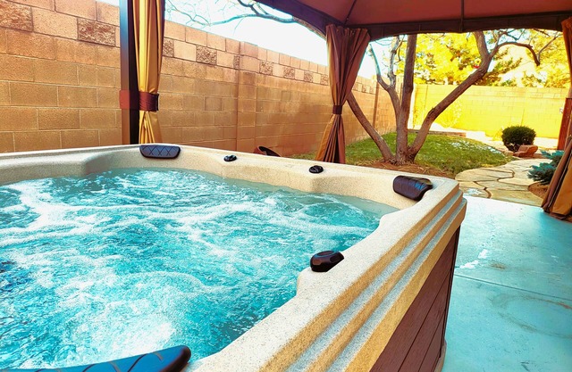 " Santa Fe Style" Custom 4bedroom Home