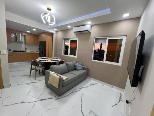 Santana Building Apt 1