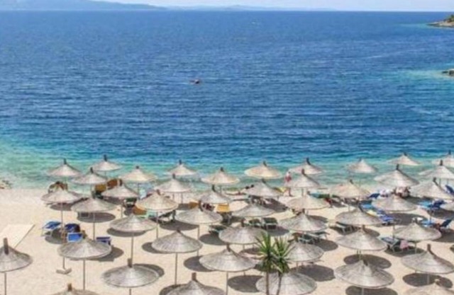 Saranda Waterside Apartments