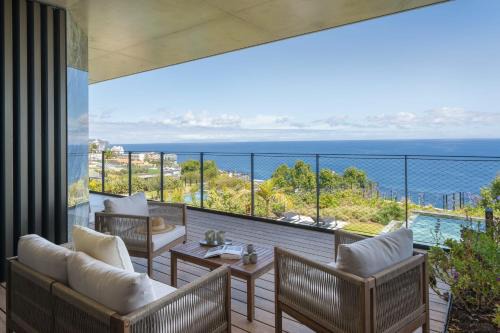 Savoy Monumentalis V by An Island Apart