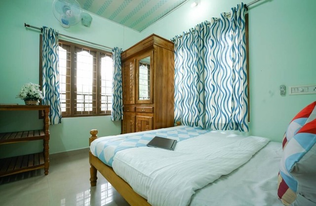 Scenic Views/3BHK Cottage Stay in Anachal/Munnar