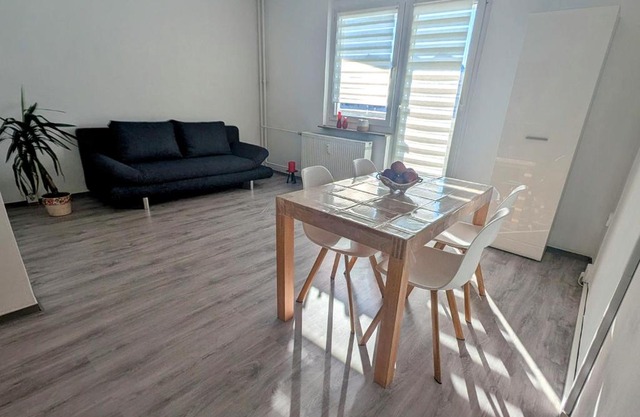 Schöne 2-Zi-Wohnung am Tor zu Stadt und Strand