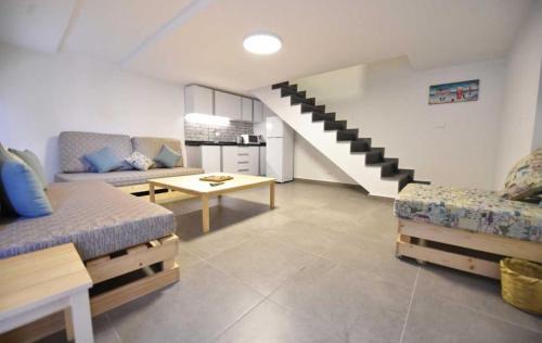 Sea Breeze Duplex Studio in Batroun Souk