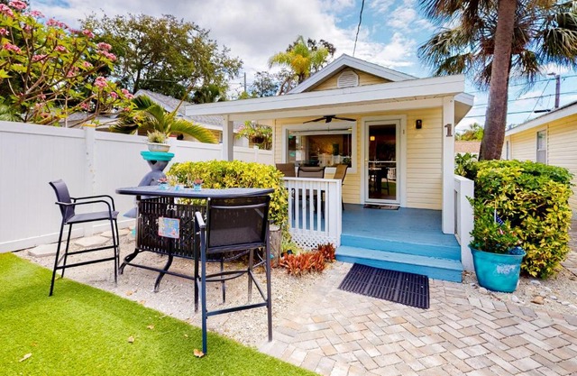 Sea Breezy - Entire Property
