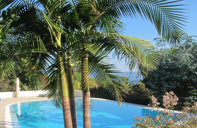 Sea Side Villa With Pool In Corsica