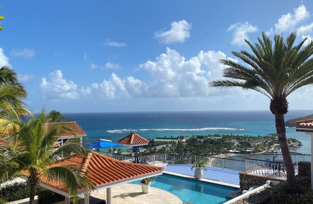 Sea Views Villa & Guest House with 2 Private Pools. In a Private Club