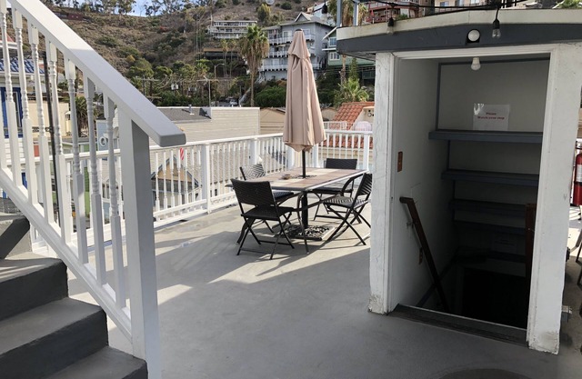 Seacrest Inn