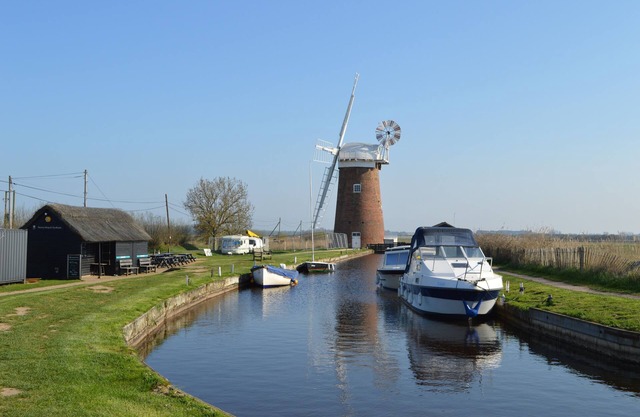 Seal Cottage, Horsey. Minutes to Horsey Gap seal colony & Norfolk Broads