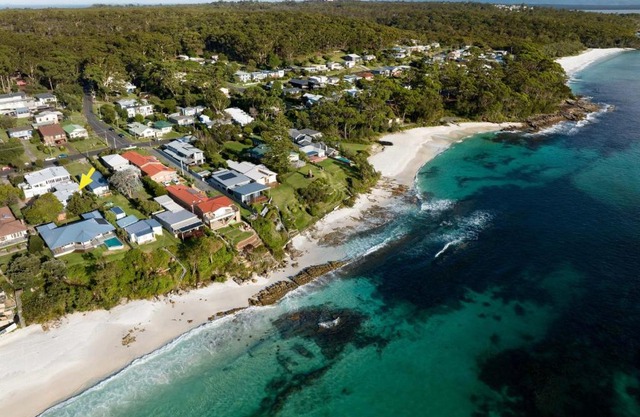 Seascape Cottage at Hyams Beach