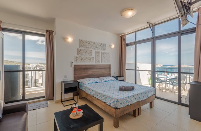 Seashells Penthouse Seaview Terrace by Getaways Malta