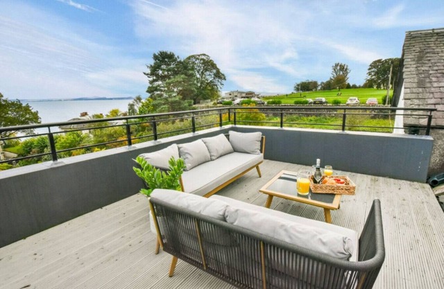 Seaside Place, Aberdour