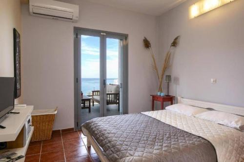 Seaview Villa in Nimporio