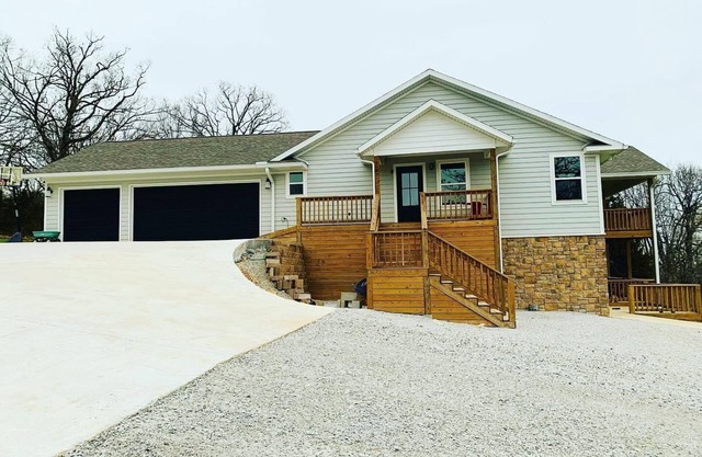 Secluded 4 Bedroom 4 bathroom near Wedding Venue