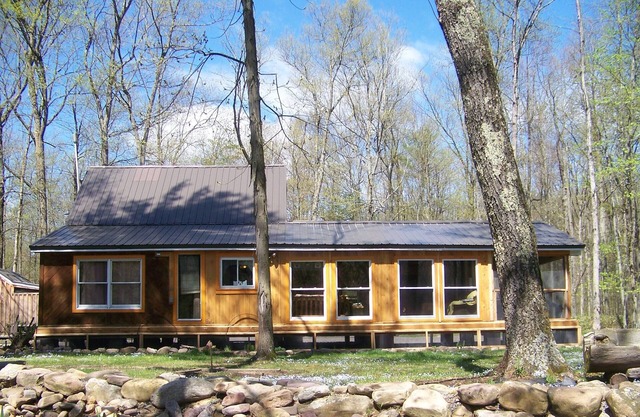 Secluded Cabin on the banks of the world-famous Penns Creek
