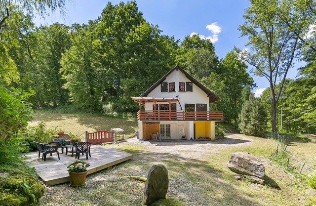 Secluded Chalet in Dabo near Forest