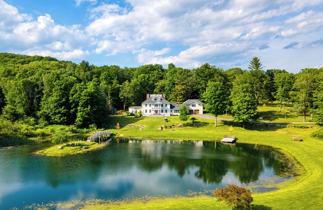 Secluded Estate w/Guest House, Private Pond, Gym, & Movie Theater | Sunny Pond