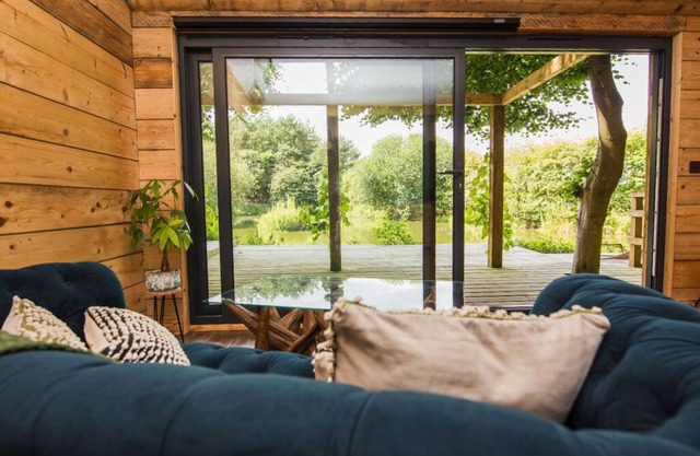 Secluded Yorkshire Cabin with Private Lake, Sauna & Fire Pit
