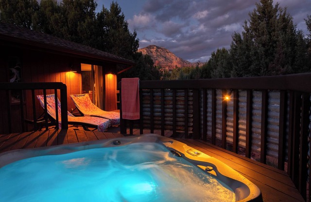 Sedona Hideaway SPA & Finnish Sauna. Newly Renovated August 2025!