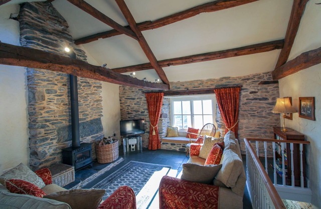 Seed Howe Staveley - a cottage that sleeps 5 guests in 3 bedrooms