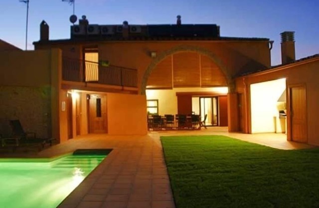 Self catering Can Centena for 14 people