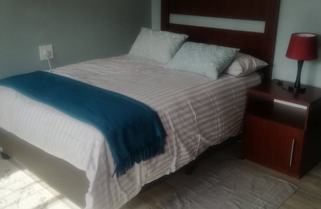 self contained flatlet , secure , quite suburb in maseru .