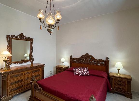 Selinunte Street House