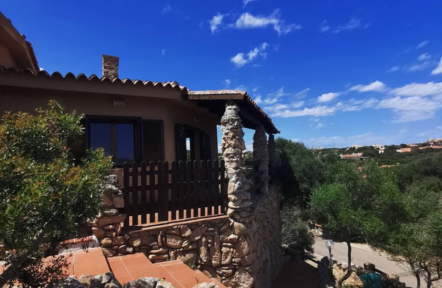 Semi-detached cottage with stunning views of the island of Caprera