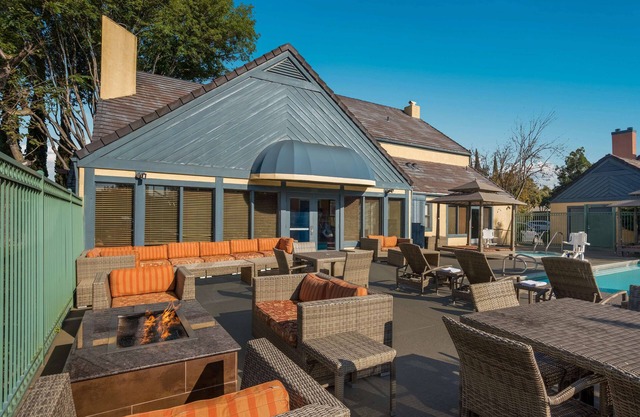 SenS Suites Livermore, SureStay Collection by Best Western