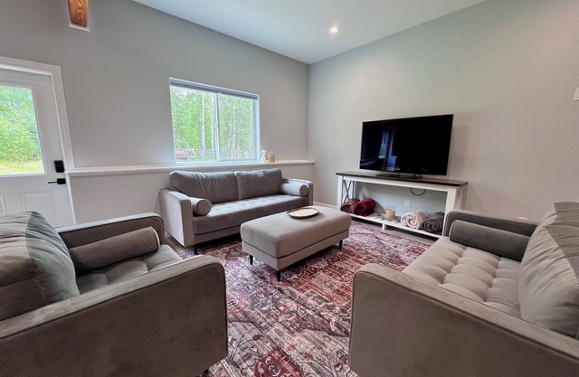 Serene 2-bedroom apartment with WiFi in Wasilla