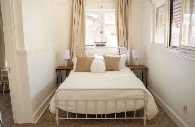 Serene 3BR Cottage w/Screened Porch in Prime Walkable Neighborhood