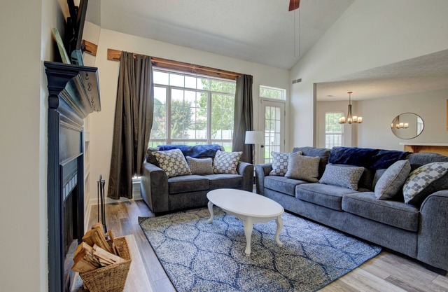 Serene 3BR Pet-friendly Retreat, Walking Distance to Lake, w/Remote Work Space