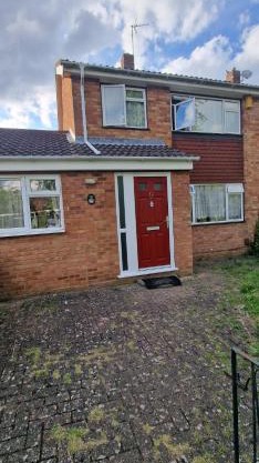 Serene Inn Near Bletchley Park