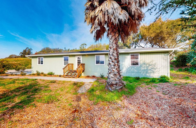 Serene, rural home with furnished patio, countryside views, grill & W/D