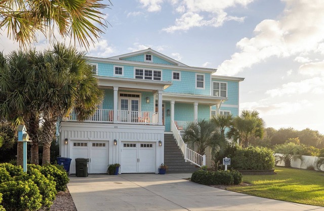 Serenity Shores - Oceanfront House, 5BR, 4.5BA, Pine Knoll Shores