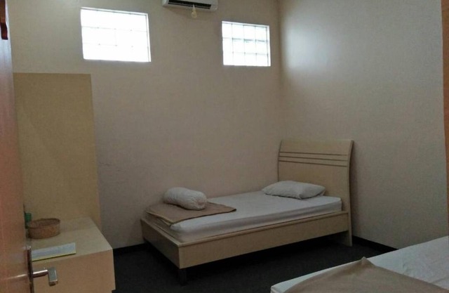 Sewa Rumah Harian Strategis di Tengah Kota Bandung Bisa Untuk 30 Orang