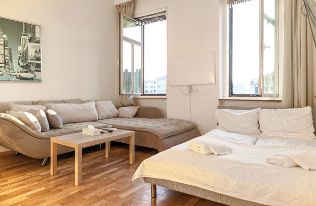 Shared 2BR Residence by Millennium Tower